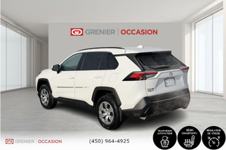 Toyota RAV4 LE Siège Chauffants Bluetooth 2021 à Terrebonne, Québec - 4 - w320h240px