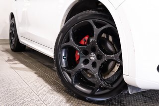2023 Alfa Romeo STELVIO VELOCE + AWD + TOIT OUVRANT PANO in Terrebonne, Quebec - 6 - w320h240px