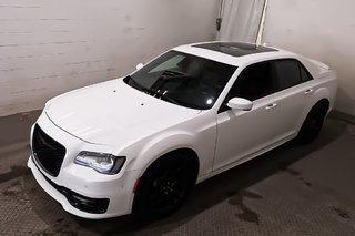 Chrysler 300 300S + AWD + CUIR + TOIT OUVRANT PANO 2023
