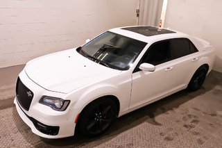 2023 Chrysler 300 300C + RWD + V8 SRT HEMI 6.4L + TOIT OUVRANT PANO