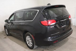 2023 Chrysler GRAND CARAVAN SXT + 7 PASSAGERS + CARPLAY in Terrebonne, Quebec - 5 - w320h240px