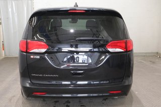 2023 Chrysler GRAND CARAVAN SXT + 7 PASSAGERS + CARPLAY in Terrebonne, Quebec - 6 - w320h240px