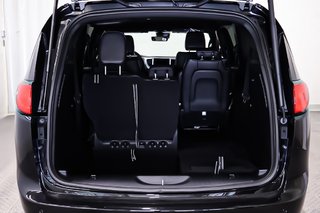 Chrysler Grand Caravan SXT 2026 à Terrebonne, Québec - 6 - w320h240px