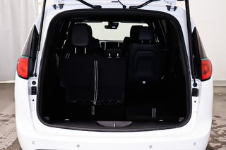 Chrysler Grand Caravan SXT 2026 à Terrebonne, Québec - 6 - w320h240px