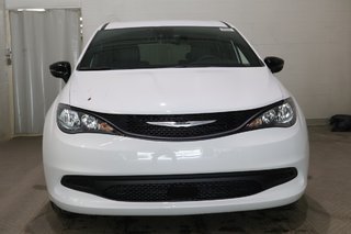 2027 Chrysler Grand Caravan SXT in Terrebonne, Quebec - 3 - w320h240px