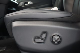 2027 Chrysler Grand Caravan SXT in Terrebonne, Quebec - 6 - w320h240px