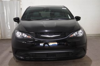 Chrysler Grand Caravan SXT 2027 à Terrebonne, Québec - 2 - w320h240px