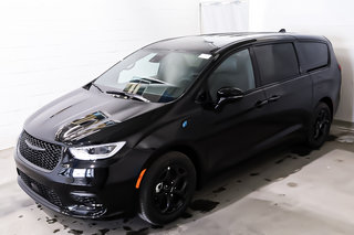 2024 Chrysler Pacifica Hybrid S APPEARANCE in Terrebonne, Quebec - 4 - w320h240px