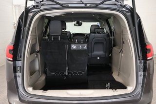Chrysler Pacifica TOURING-L + 7 PASSAGERS + CUIR 2021 à Terrebonne, Québec - 6 - w320h240px
