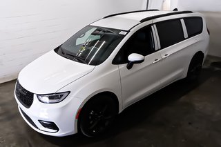 2023 Chrysler PACIFICA TOURING + 7 PASSAGERS in Terrebonne, Quebec - 3 - w320h240px