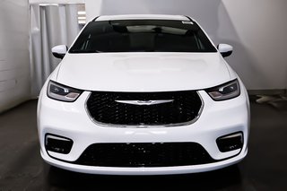 Chrysler Pacifica TOURING 2023 à Pointe-Aux-Trembles, Québec - 3 - w320h240px