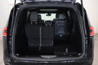 Chrysler Pacifica SELECT AWD 2026 à Terrebonne, Québec - 6 - w320h240px