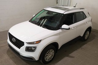 2024 Hyundai VENUE ULTIMATE + FWD + DEMARREUR + CARPLAY in Terrebonne, Quebec - 3 - w320h240px
