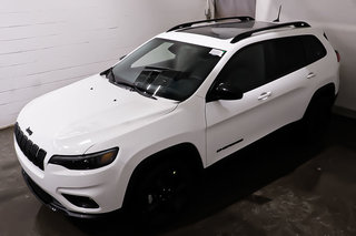 2022 Jeep Cherokee ALTITUDE + 4X4 + V6 + TOIT OUVRANT PANO + CUIR in Terrebonne, Quebec - 2 - w320h240px