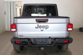 2020 Jeep Gladiator SPORT S + 4X4 + V6 3.6L + TOIT RIGIDE in Terrebonne, Quebec - 5 - w320h240px