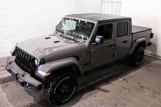 2023 Jeep Gladiator WILLYS + 4X4 + V6 3.6L + TOIT RIGIDE in Terrebonne, Quebec - 3 - w320h240px