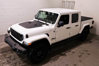 2024 Jeep Gladiator SPORT NIGHTHAWK + 4X4 + TOIT RIGIDE in Terrebonne, Quebec - 3 - w320h240px