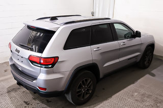 2017 Jeep Grand Cherokee LAREDO 75E ANNIVERSAIRE + 4X4 + V6 3.6L + in Terrebonne, Quebec - 6 - w320h240px