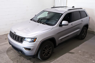 2017 Jeep Grand Cherokee LAREDO 75E ANNIVERSAIRE + 4X4 + V6 3.6L + in Terrebonne, Quebec - 2 - w320h240px