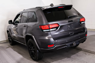 2020 Jeep Grand Cherokee LAREDO + ALTITUDE + 4X4 + TOIT OUVRANT + GPS in Terrebonne, Quebec - 5 - w320h240px