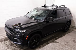 2023 Jeep Grand Cherokee ALTITUDE + 4X4 + V6 3.6L + ALLURE NOIRE in Terrebonne, Quebec - 3 - w320h240px