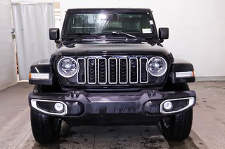 Jeep Wrangler 4-Door SAHARA 2026 à Terrebonne, Québec - 2 - w320h240px