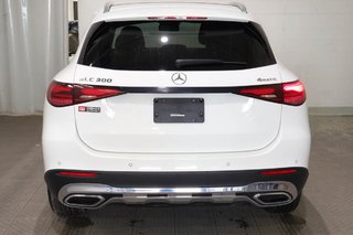 2024 Mercedes GLC GLC 300 + AWD + CUIR + TOIT OUVRANT PANO in Terrebonne, Quebec - 6 - w320h240px