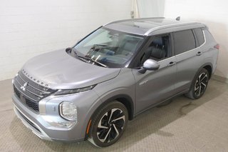 2024 Mitsubishi Outlander PHEV GT + S- AWD + TOIT OUVRANT in Terrebonne, Quebec - 3 - w320h240px
