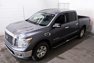 2017 Nissan Titan SV + 4X4 + CREW CAB