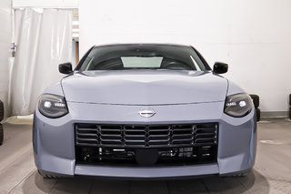 Nissan Z PERFORMANCE RWD + AUTOMATIQUE + CUIR + VITESSES AU VOLANT 2023 à Terrebonne, Québec - 2 - w320h240px