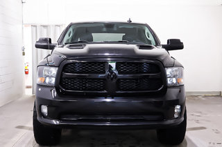 2021 Ram 1500 Classic EXPRESS + NIGHT EDITION + 4X4 + CREW CAB + V8 5.7L in Terrebonne, Quebec - 2 - w320h240px