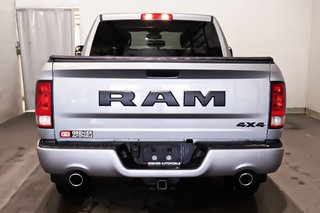 Ram 1500 Classic EXPRESS + CREW CAB + 4X4 + NIGHT EDITION + V8 5.7L 2021 à Terrebonne, Québec - 6 - w320h240px