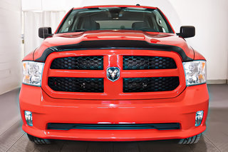 Ram 1500 Classic EXPRESS + 4X4 + V8 + CREW CAB + 2022 à Terrebonne, Québec - 2 - w320h240px