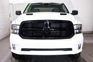 Ram 1500 Classic EXPRESS + NIGHT EDITION + 4X4 + V8 + CREW CAB 2022