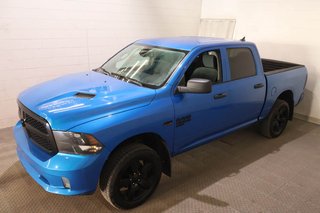 Ram 1500 Classic EXPRESS + 4X4 + CREW CAB + NIGHT EDITION 2022 à Terrebonne, Québec - 3 - w320h240px