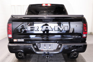 2023 Ram 1500 Classic EXPRESS + 4X4 + V8 + NIGHT EDITION + CREW CAB+ in Terrebonne, Quebec - 6 - w320h240px