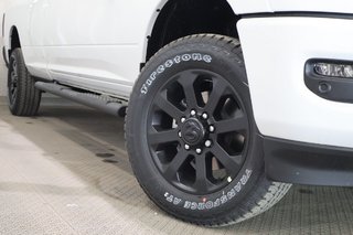 2026 Ram 2500 BLACK EXPRESS in Terrebonne, Quebec - 2 - w320h240px