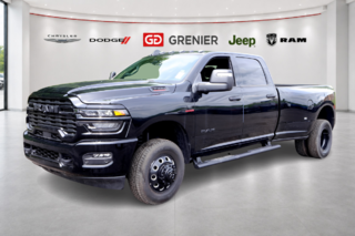 2026 Ram 3500 BIG HORN in Terrebonne, Quebec - 3 - w320h240px