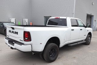 2026 Ram 3500 BIG HORN in Terrebonne, Quebec - 6 - w320h240px