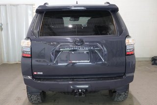 Toyota 4Runner SR5 + 4X4 + TOIT OUVRANT PANO + 7 PASSAGERS 2024 à Terrebonne, Québec - 6 - w320h240px