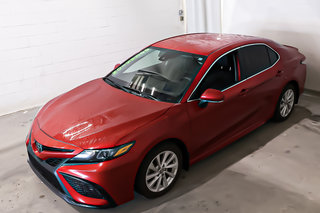 2023 Toyota Camry SE + NIGHT SHADE + AWD + SIEGES CHAUFFANTS in Terrebonne, Quebec - 3 - w320h240px