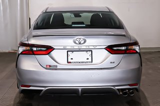 2024 Toyota Camry SE + FWD + CUIR + CARPLAY in Terrebonne, Quebec - 6 - w320h240px