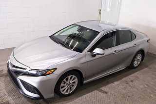 2024 Toyota Camry SE + FWD + CUIR + CARPLAY in Terrebonne, Quebec - 3 - w320h240px