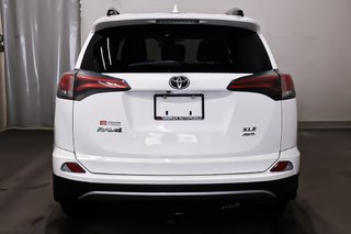 Toyota RAV4 XLE + AWD + TOIT OUVRANT 2018 à Terrebonne, Québec - 6 - w320h240px