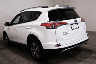 Toyota RAV4 XLE + AWD + TOIT OUVRANT 2018 à Terrebonne, Québec - 5 - w320h240px