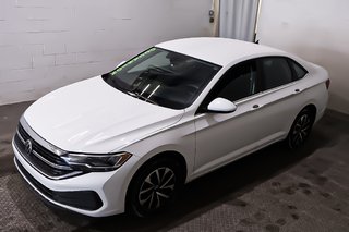 2023 Volkswagen Jetta TRENDLINE + FWD + AUTOMATIQUE in Terrebonne, Quebec - 3 - w320h240px