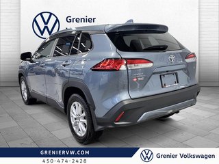 2024 Toyota Corolla Cross LE, Carplay, Caméra, Pneus été-hiver inclus in Terrebonne, Quebec - 5 - w320h240px