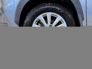 2024 Toyota Corolla Cross LE, Carplay, Caméra, Pneus été-hiver inclus in Mascouche, Quebec - 3 - w320h240px