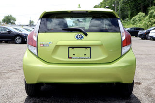 2015 Toyota Prius C Base in Mascouche, Quebec - 6 - w320h240px