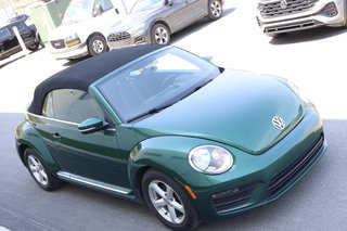 Volkswagen Beetle Convertible, Trendline, Caméra, Bas kilo 2018 à Terrebonne, Québec - 5 - w320h240px